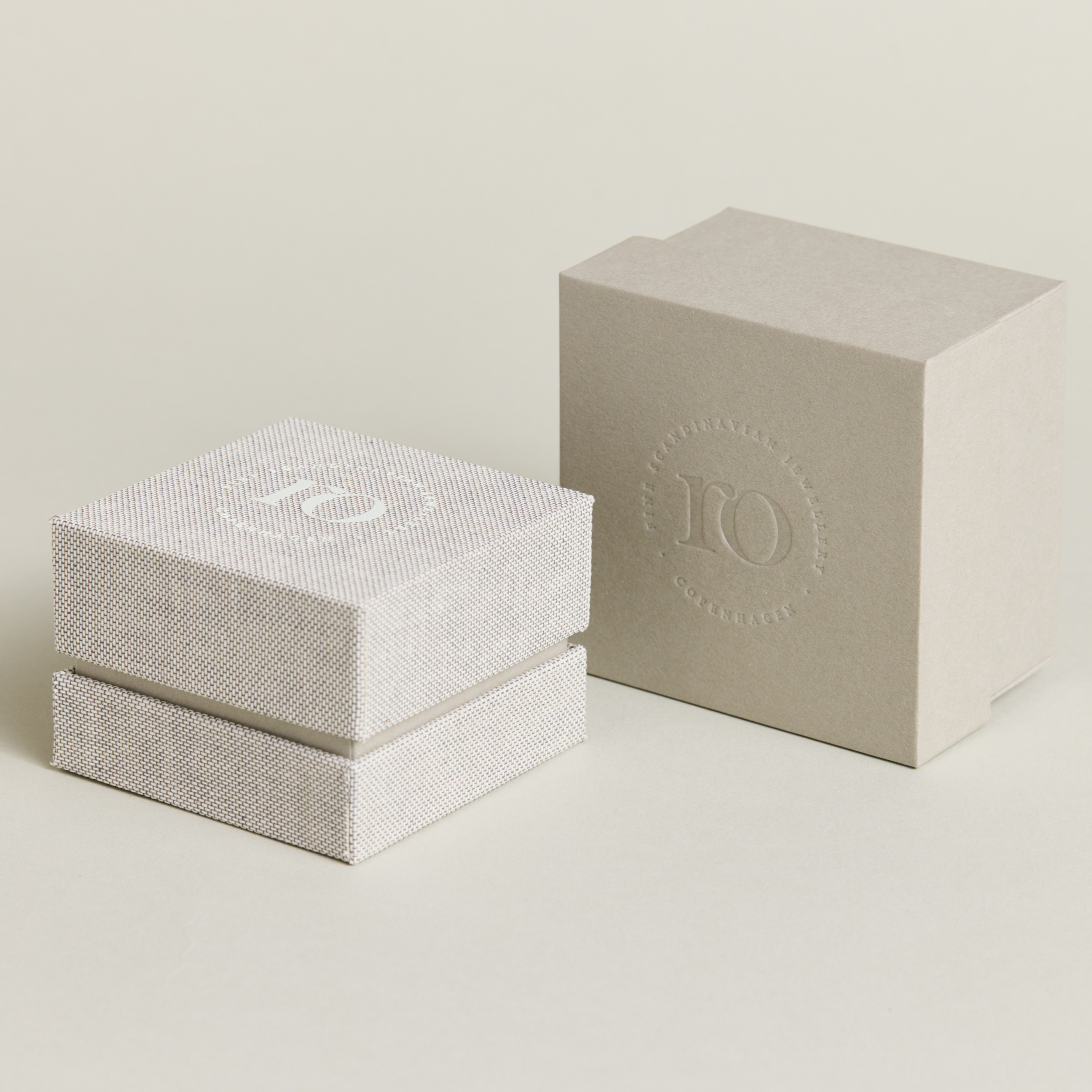 My E Pendant - 18kt Yellow Gold