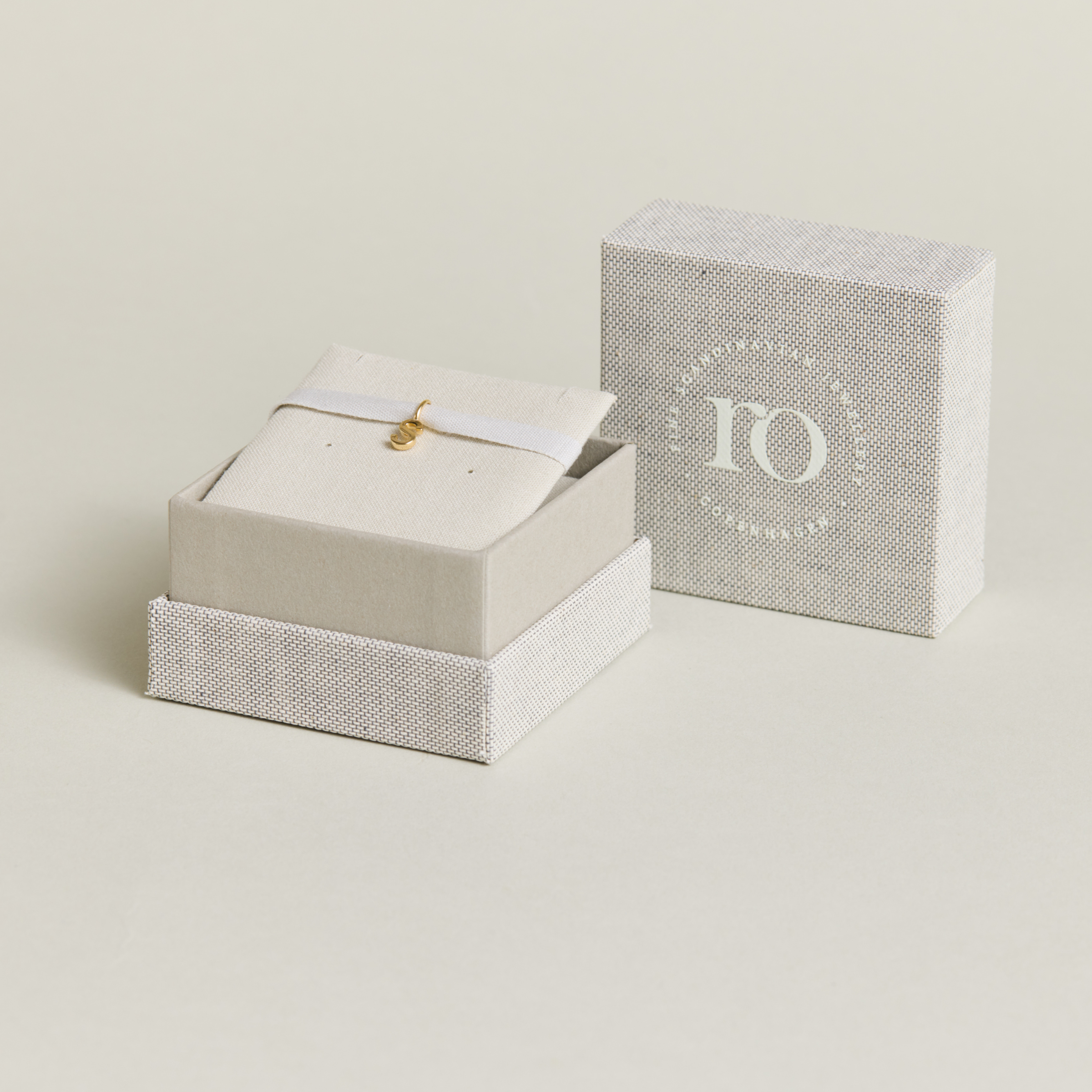 My C Pendant - 18kt Yellow Gold