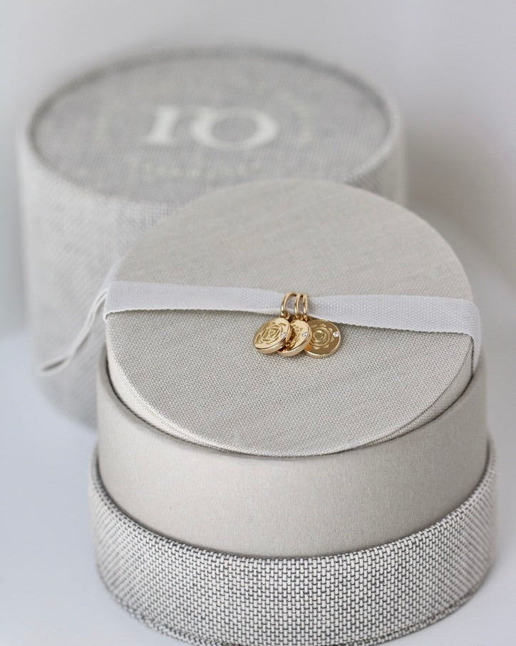 Inner Peace Throat Chakra Pendant - 18kt Yellow Gold
