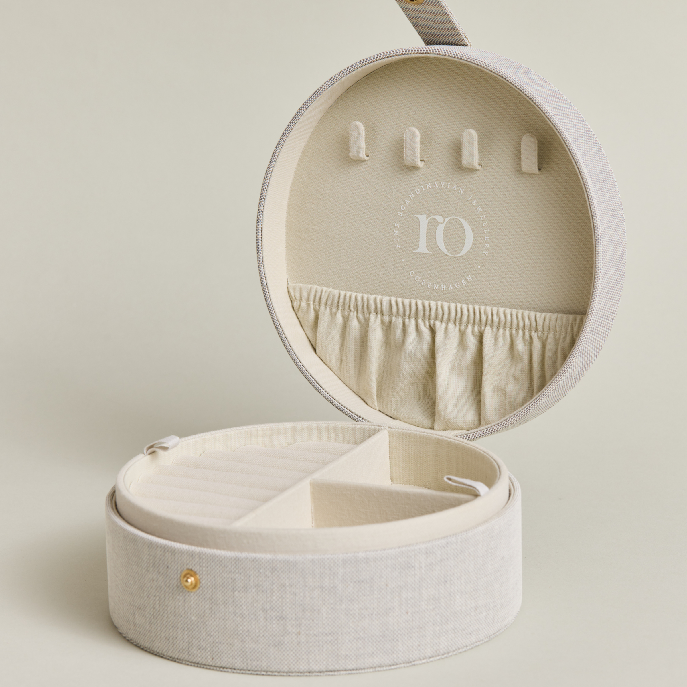 Ro Jewellery Box