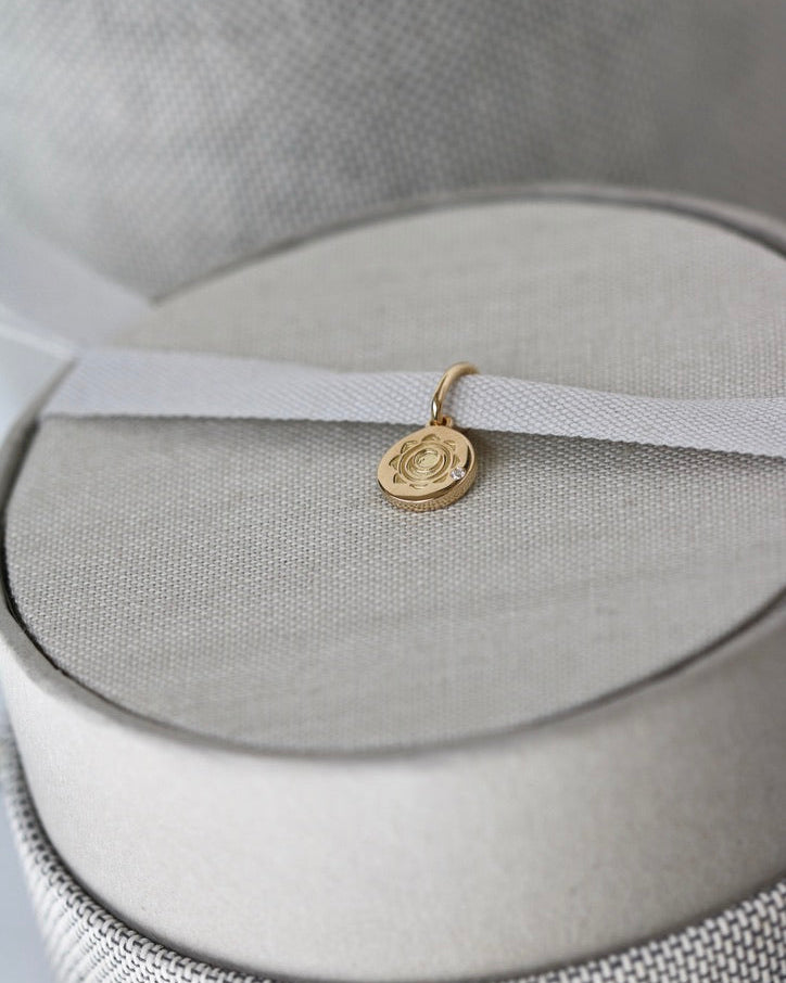 Inner Peace Sacral Chakra Pendant - 18kt Yellow Gold
