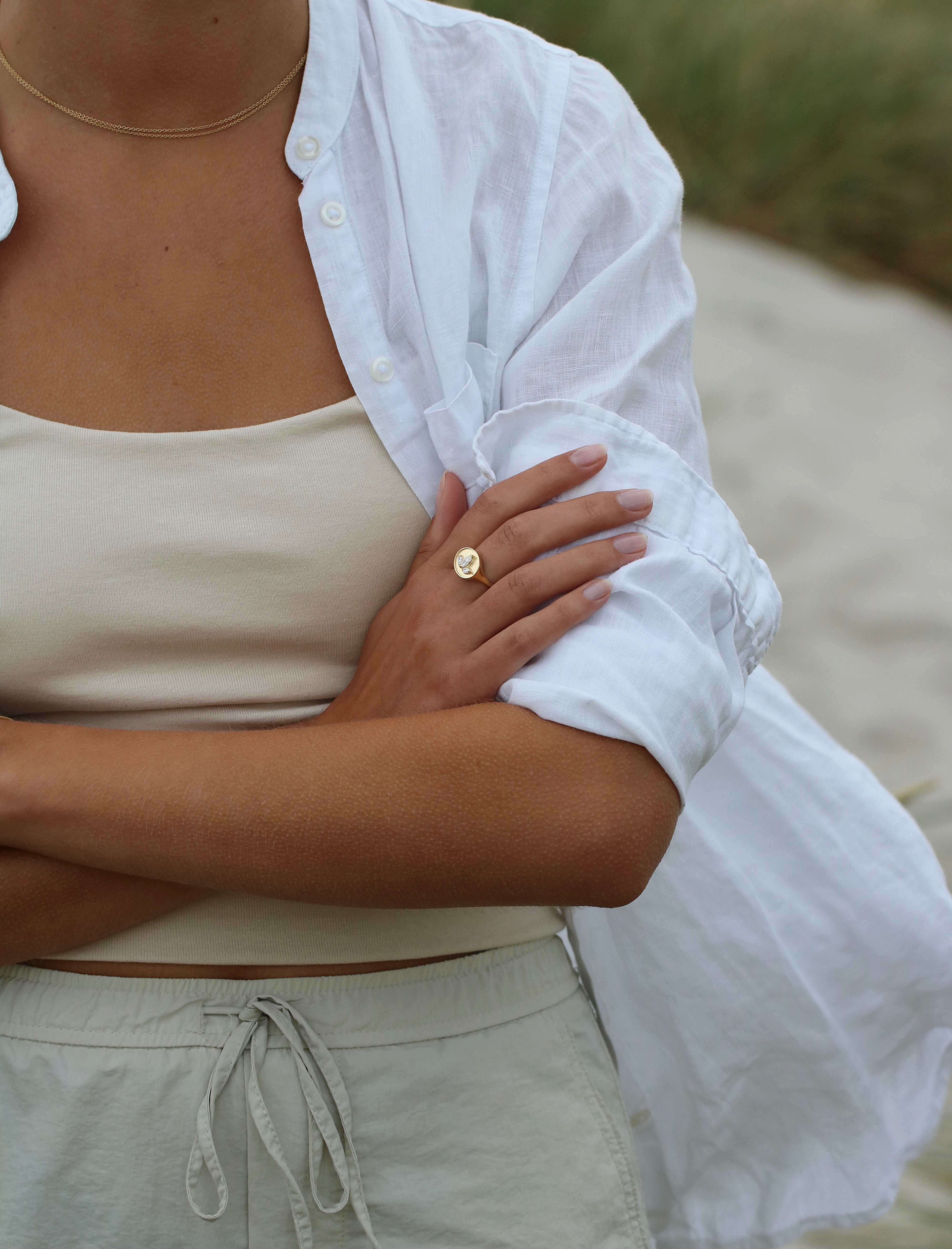 Inner Peace Lotus diamond ring - 18kt Yellow Gold