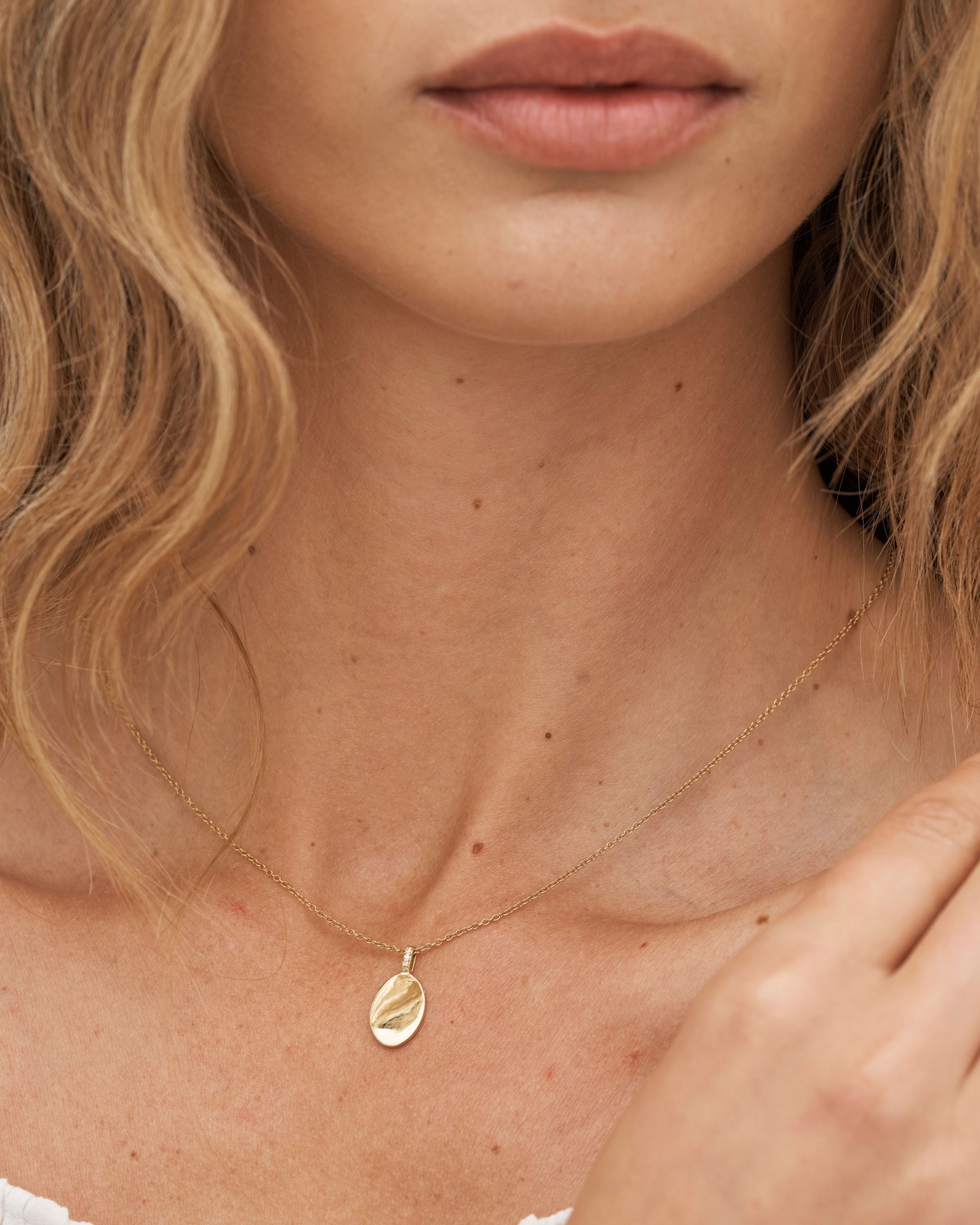 Signet Diamond Pendant - 18kt Yellow Gold