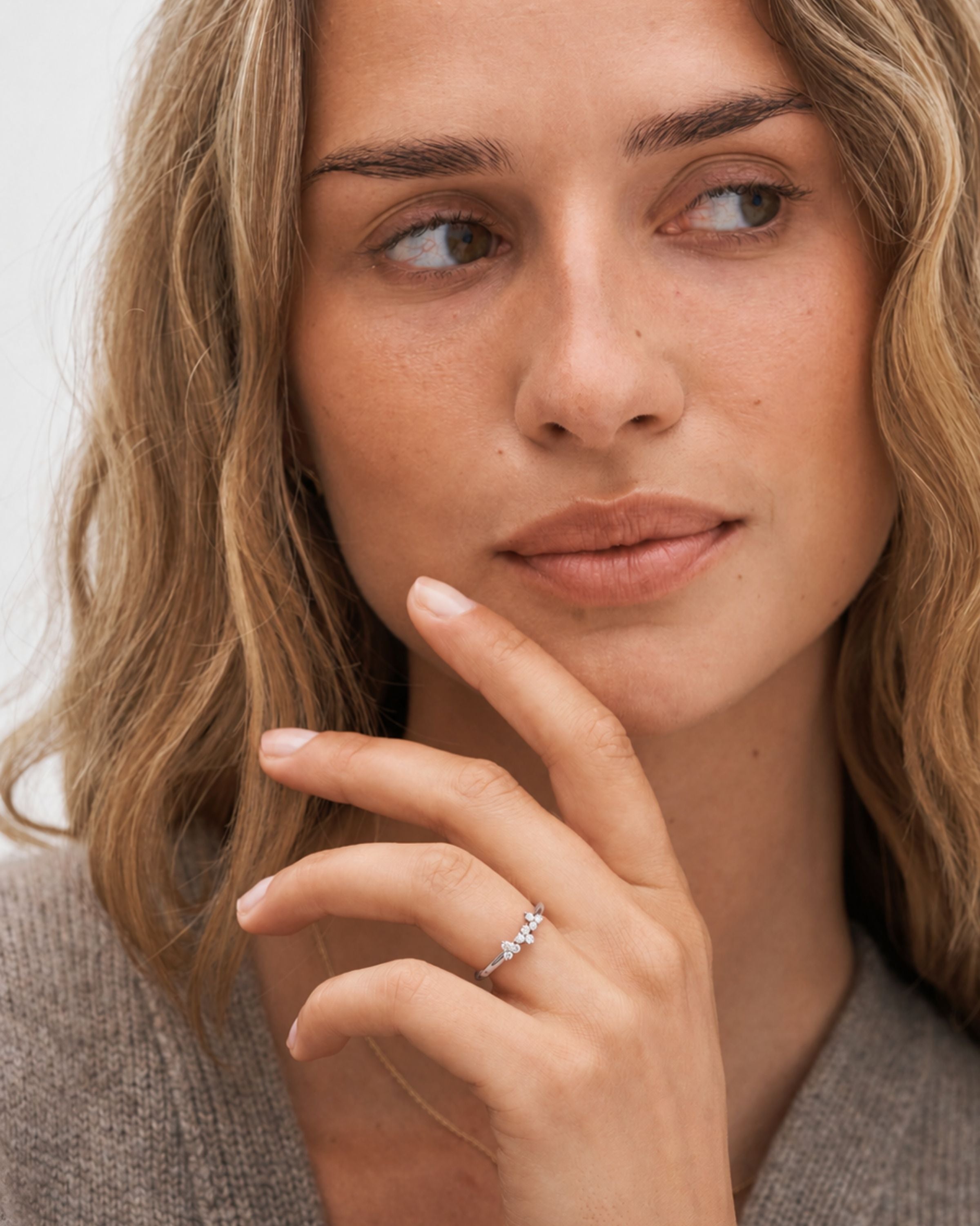 Fryd Diamond Ring M - 18kt White Gold