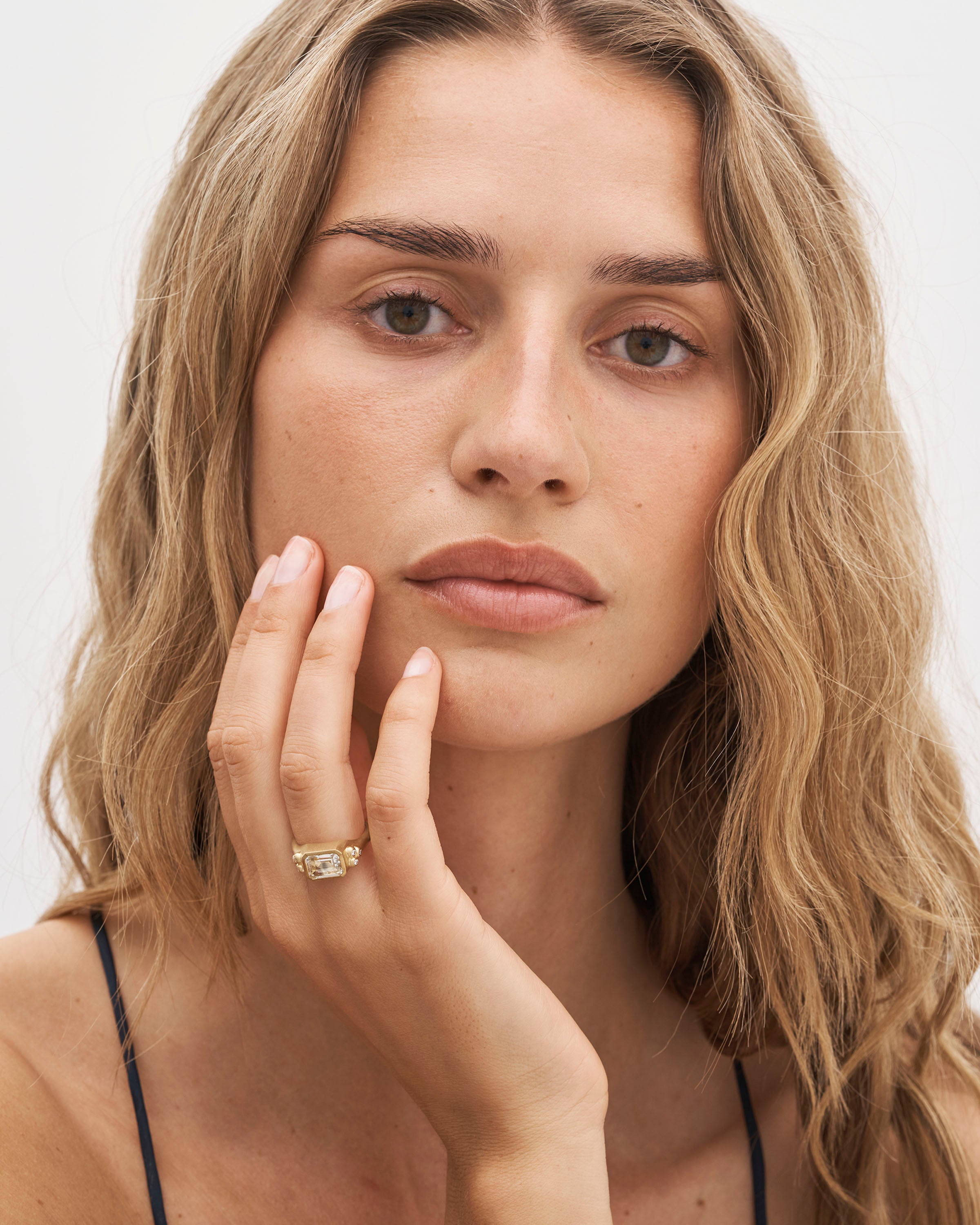 Orbit Octagon ring - 18kt Yellow Gold