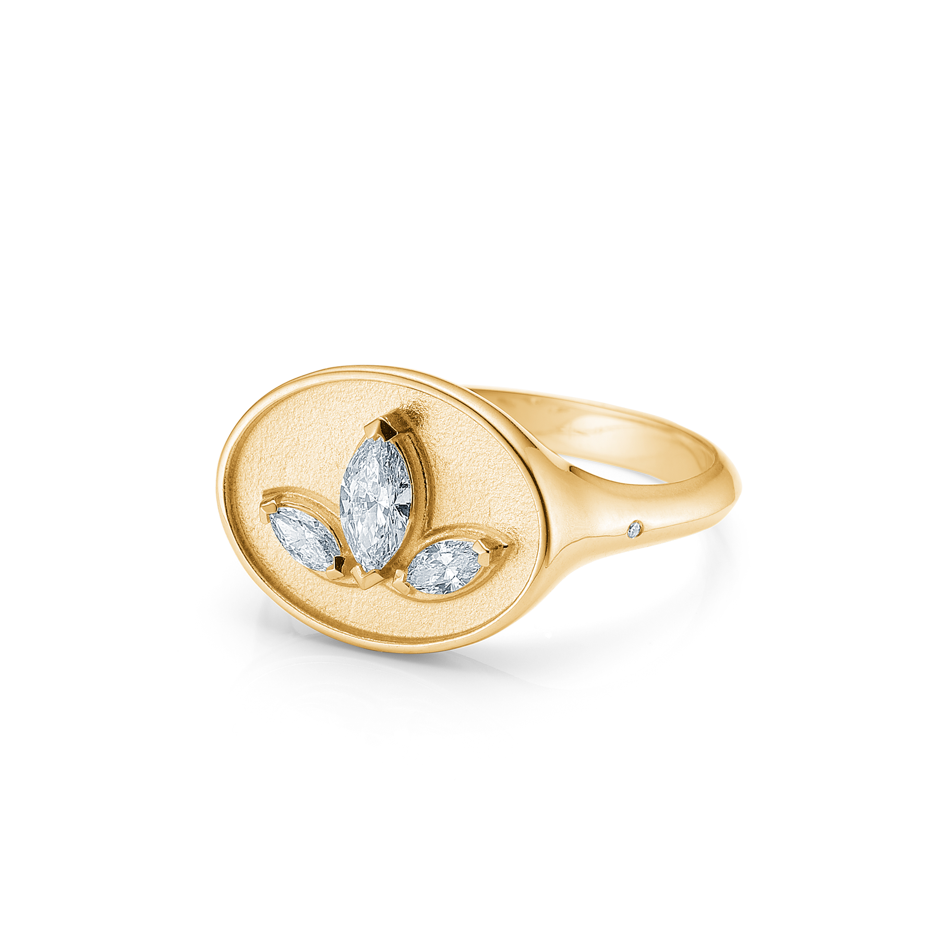 Inner Peace Lotus diamond ring - 18kt Yellow Gold