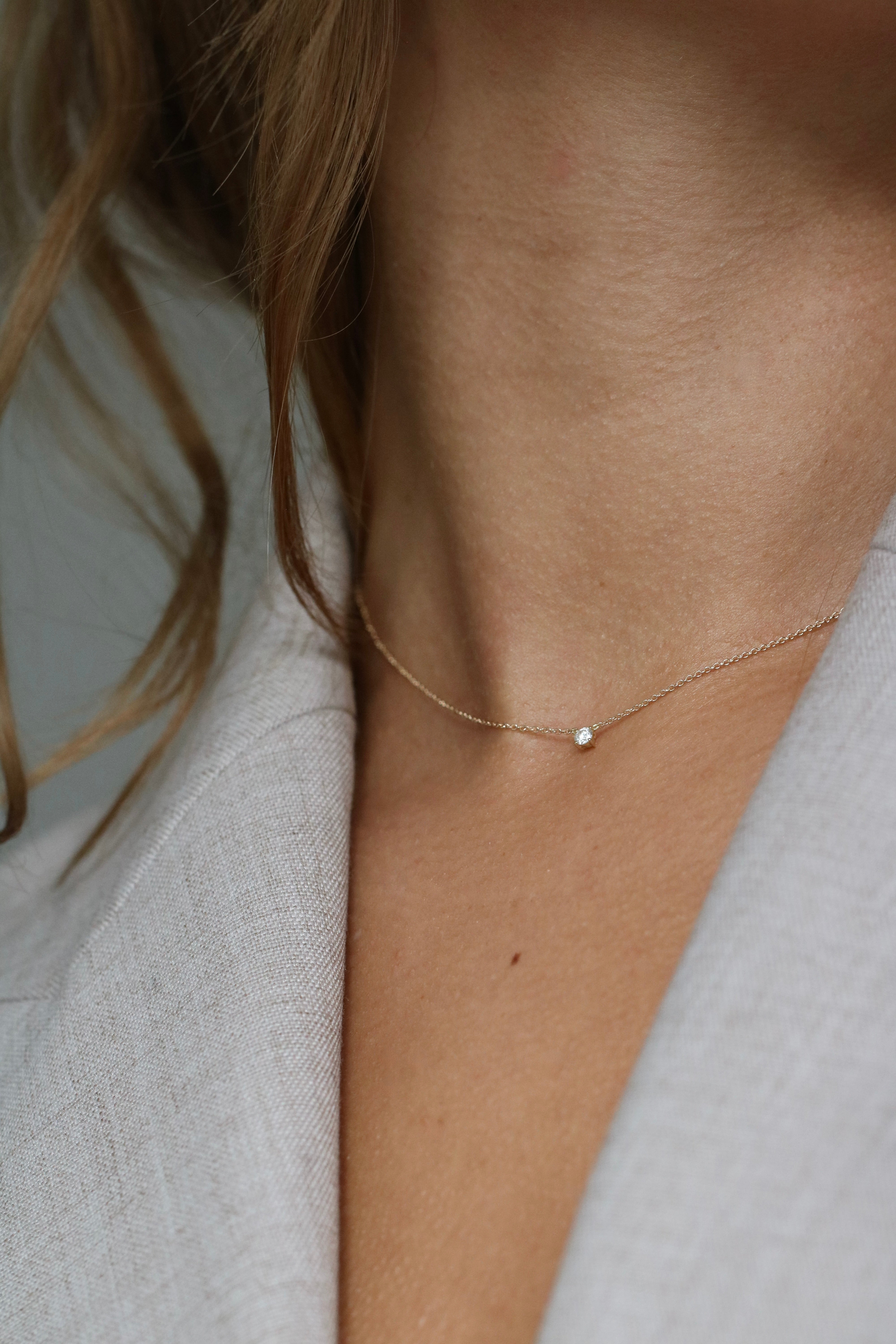 Rock Classic Floating Diamond necklace - 18kt White gold
