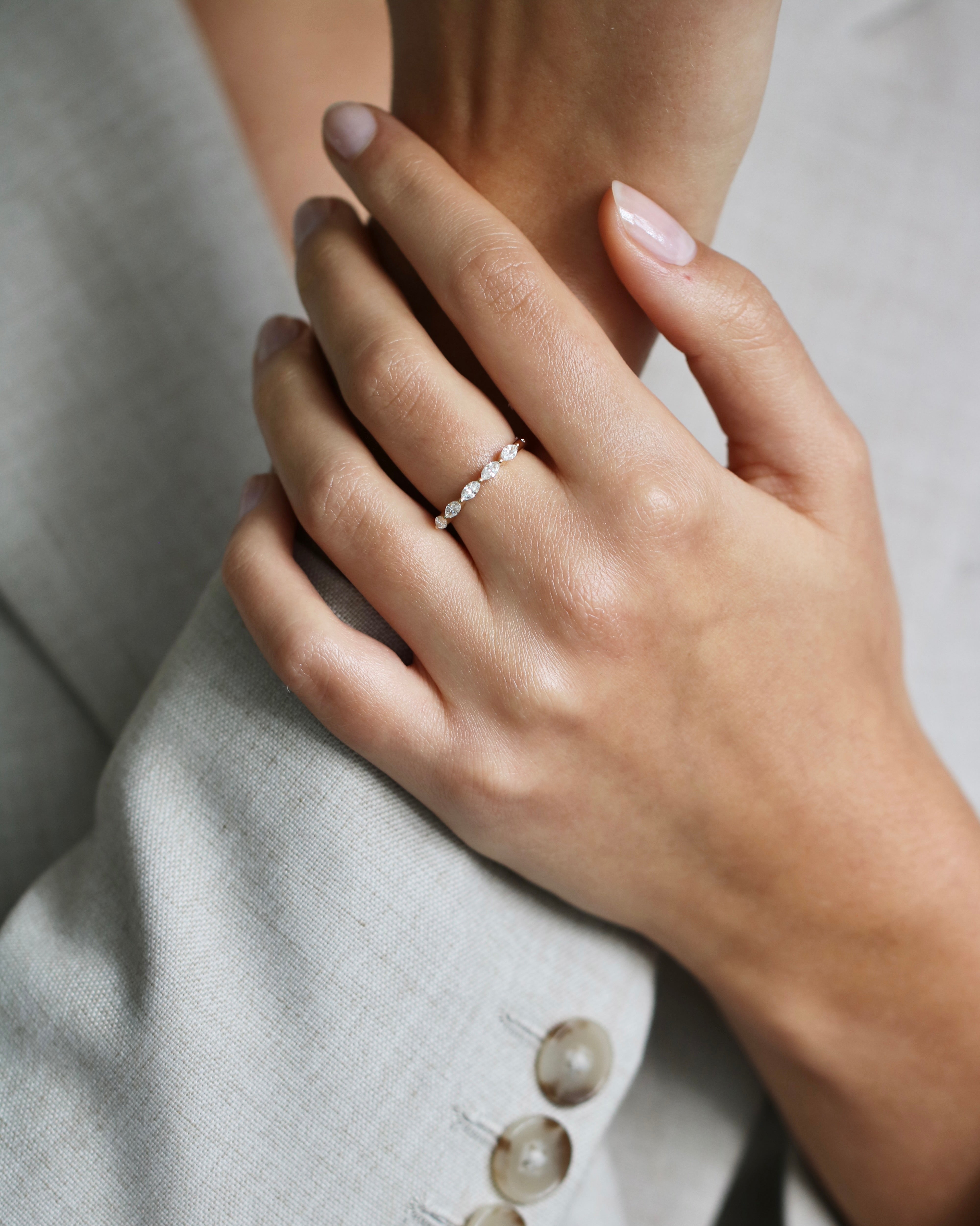 Meant to Be Her Love Ring - 18kt Yellow Gold