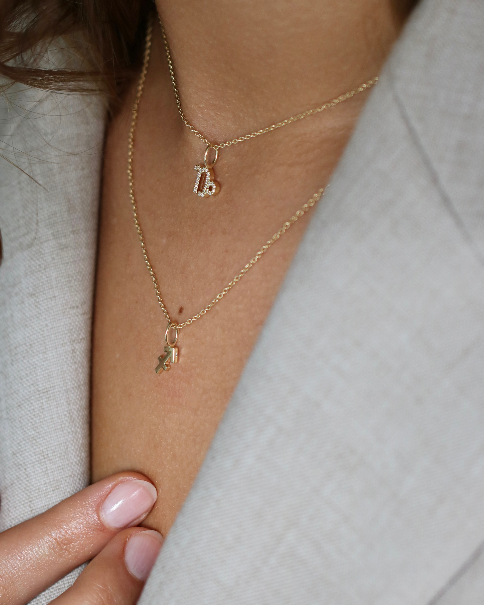 My Capricorn Diamond Pendant - 18kt Yellow Gold