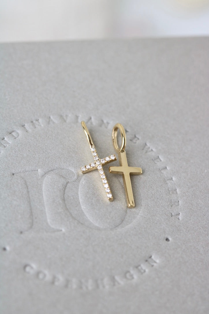 Symbols Cross Diamond Pendant - 18kt Yellow Gold