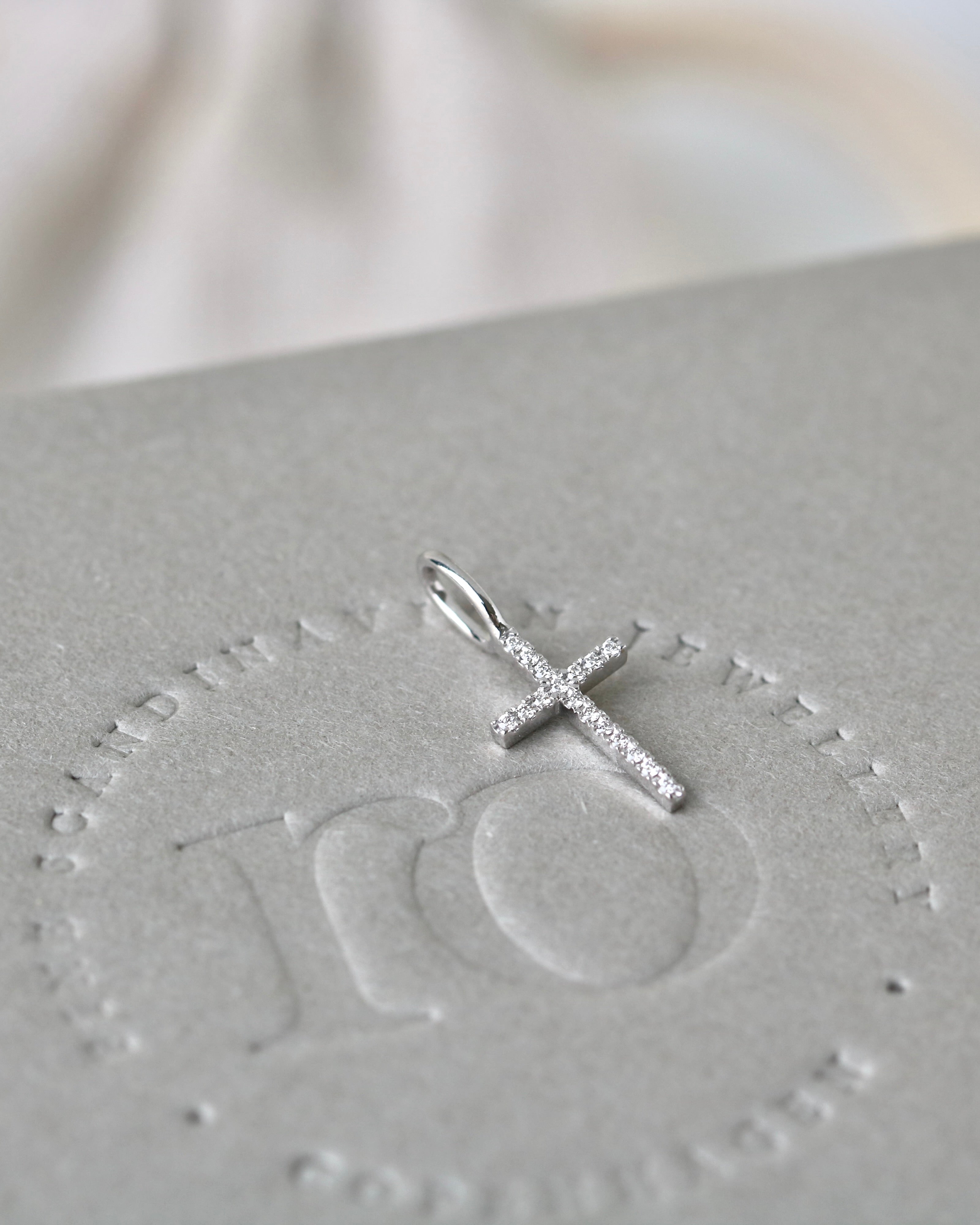 Symbols Cross Diamond Pendant - 18kt White Gold