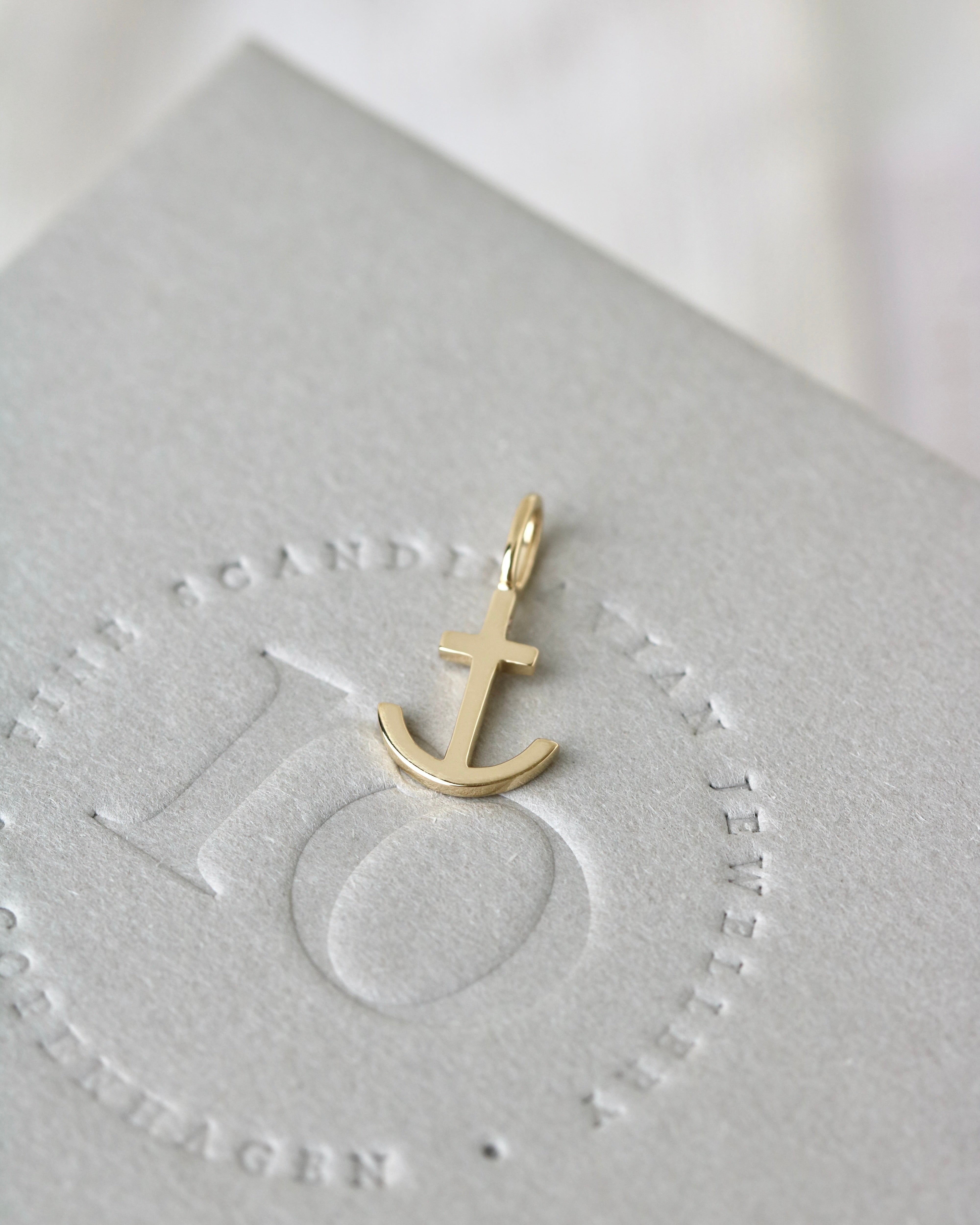 Symbols Hope Pendant - 18kt Yellow Gold