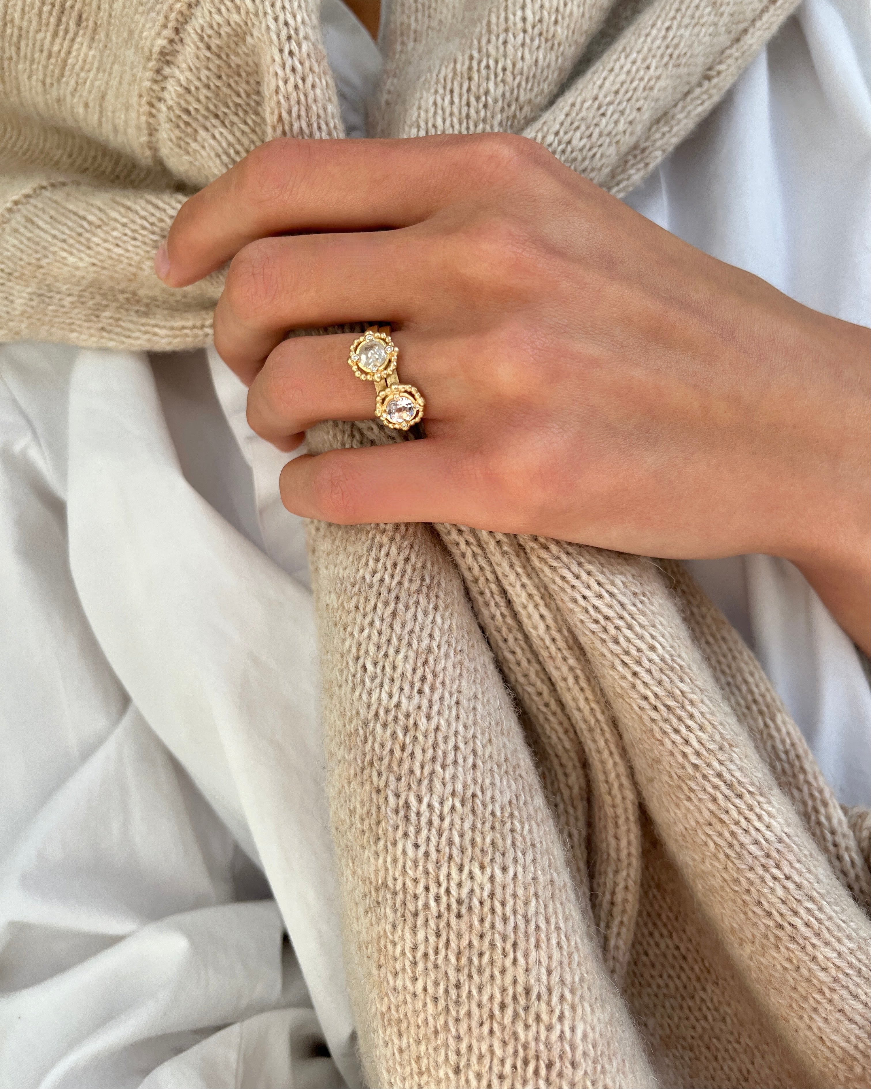 Orbit Rose Ring - 18kt Yellow Gold