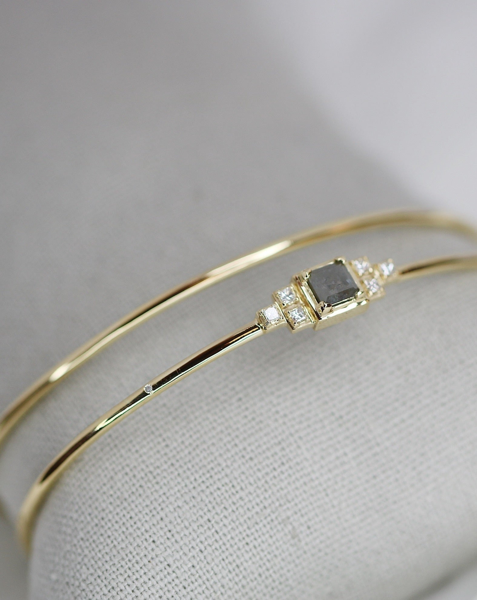 Raw Bangle - 18kt Yellow Gold