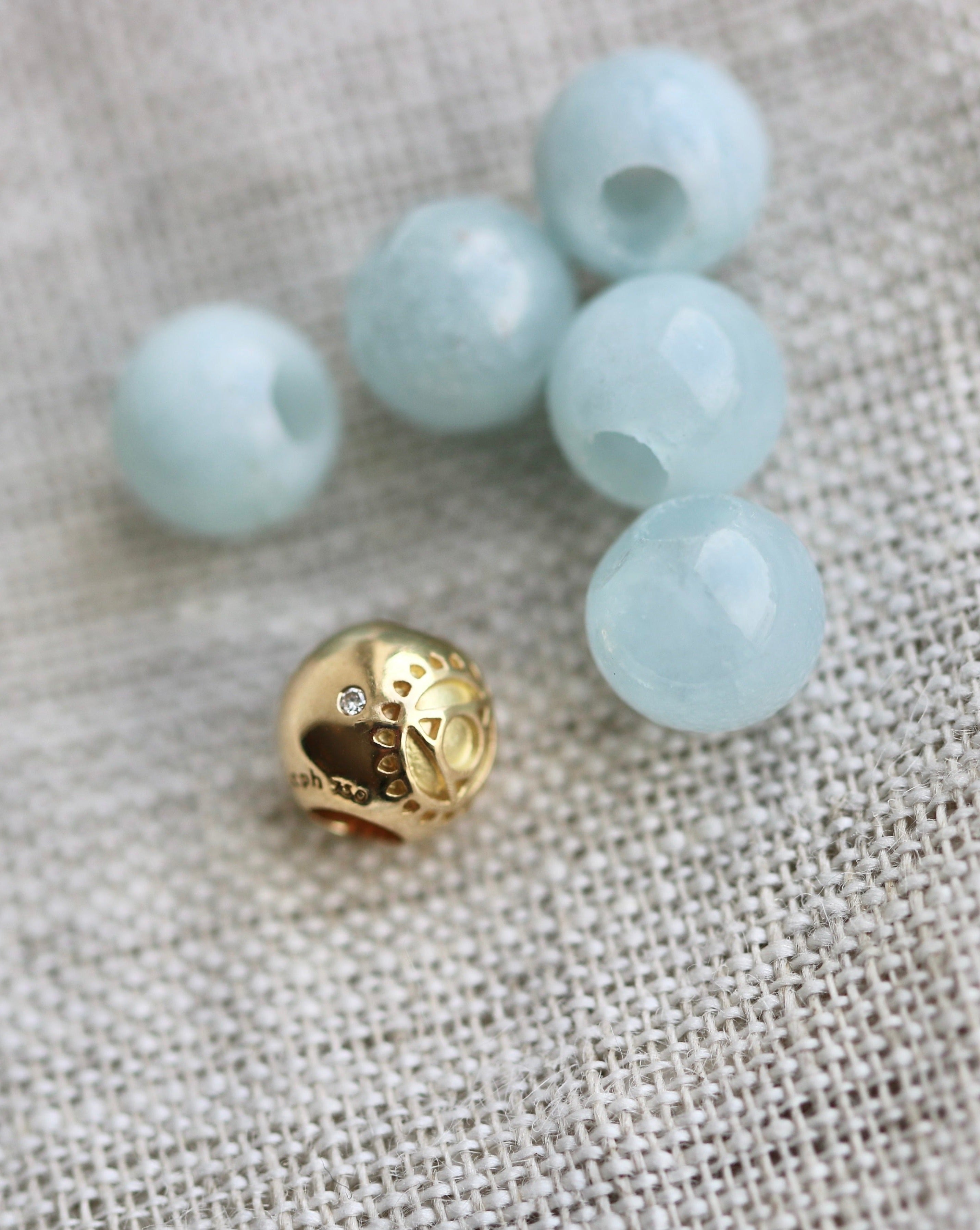 Inner Peace Throat Chakra Bead - 18kt Yellow Gold