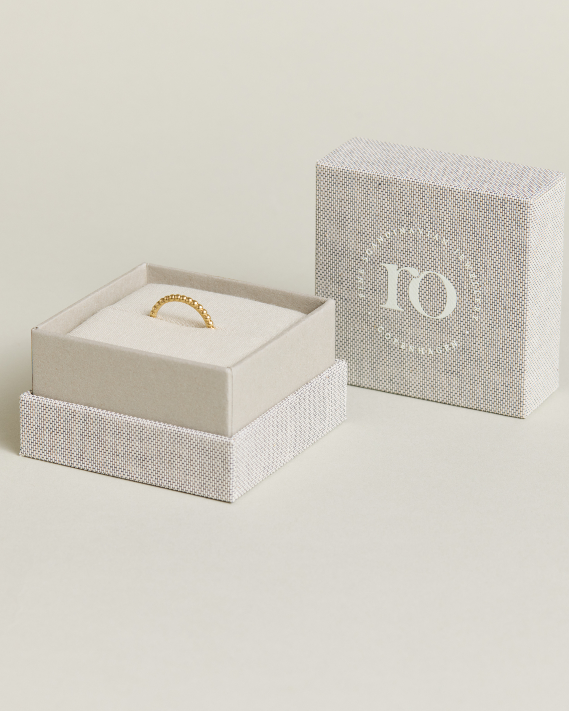 Orbit Dot Ring - 18kt Yellow Gold