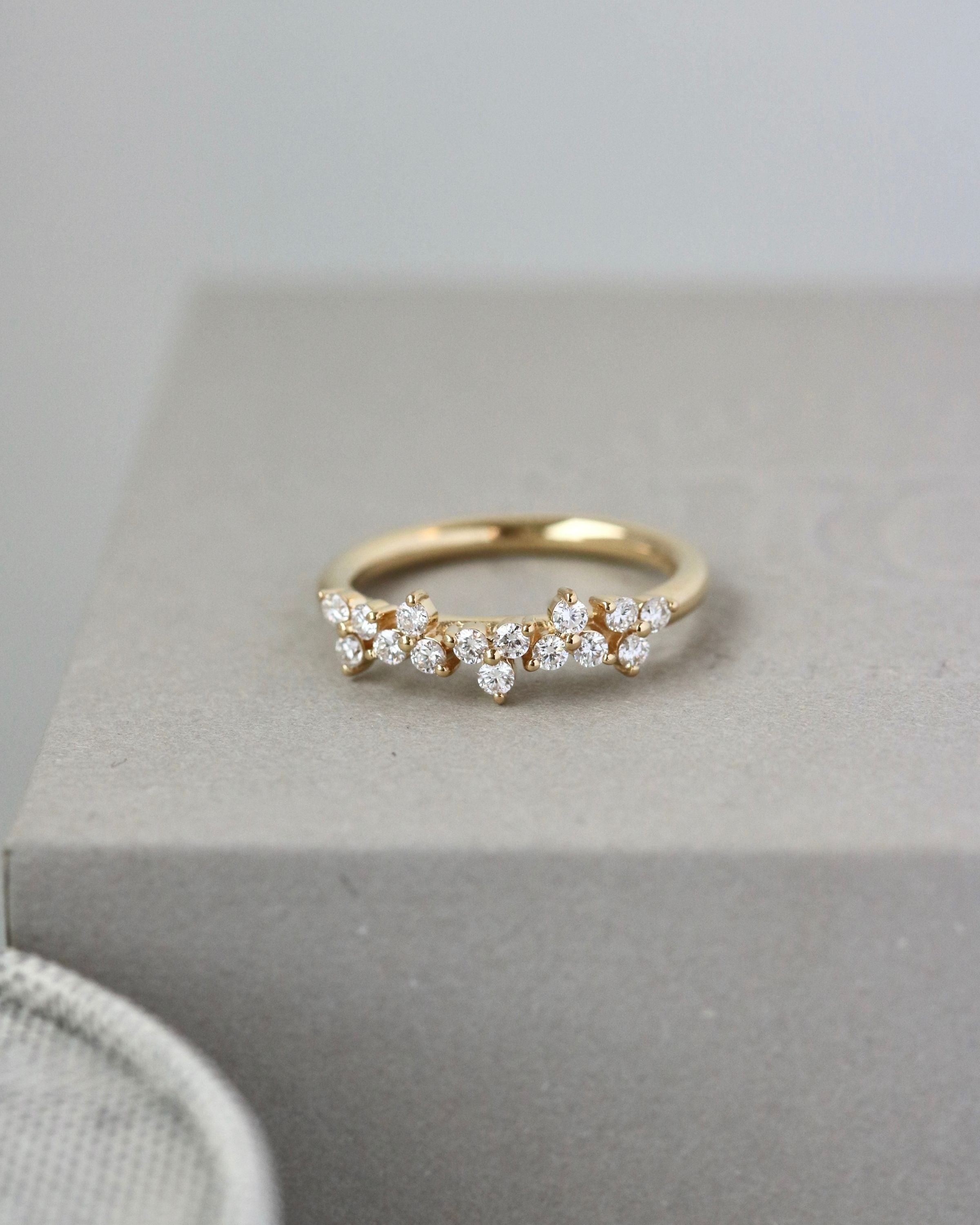 Fryd Diamond Ring L - 18kt Yellow Gold