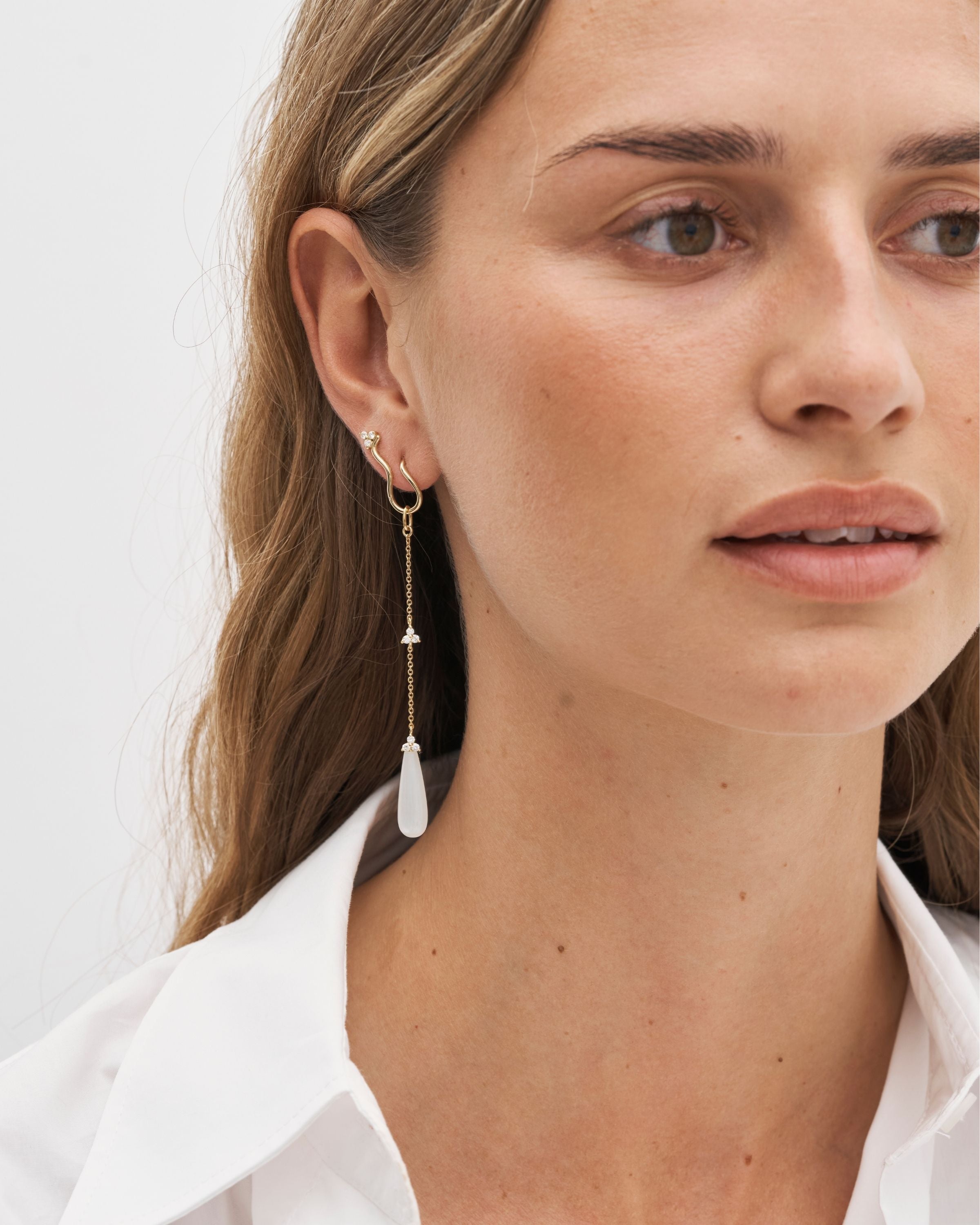 Fryd White Ear-Pendant L - 18kt Yellow Gold