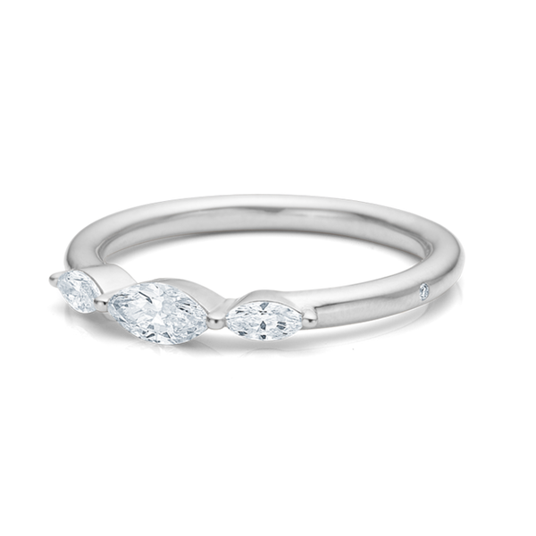 Her diamond ring - 18kt White Gold 