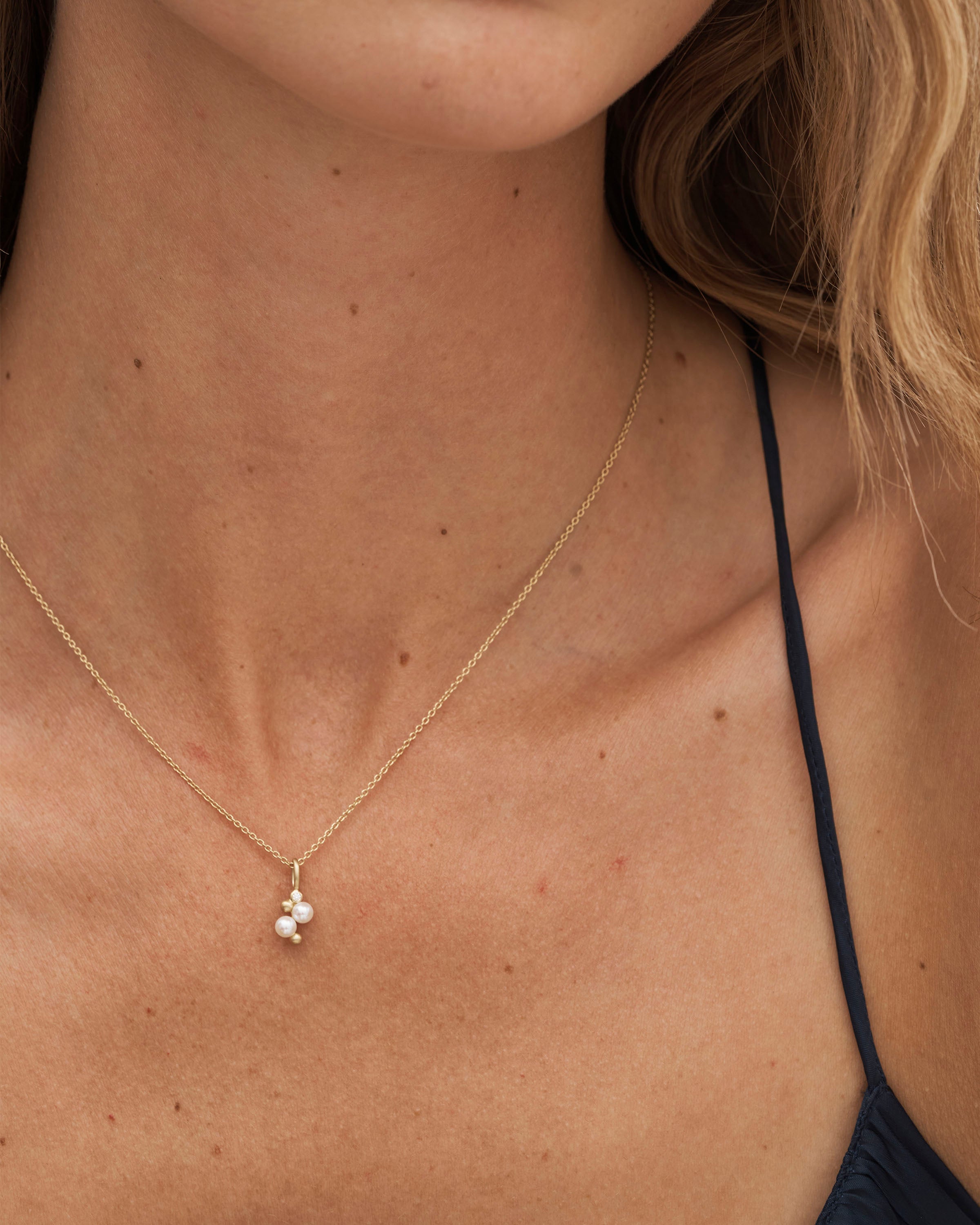 Orbit Dot Pearl Pendant - 18kt Yellow Gold