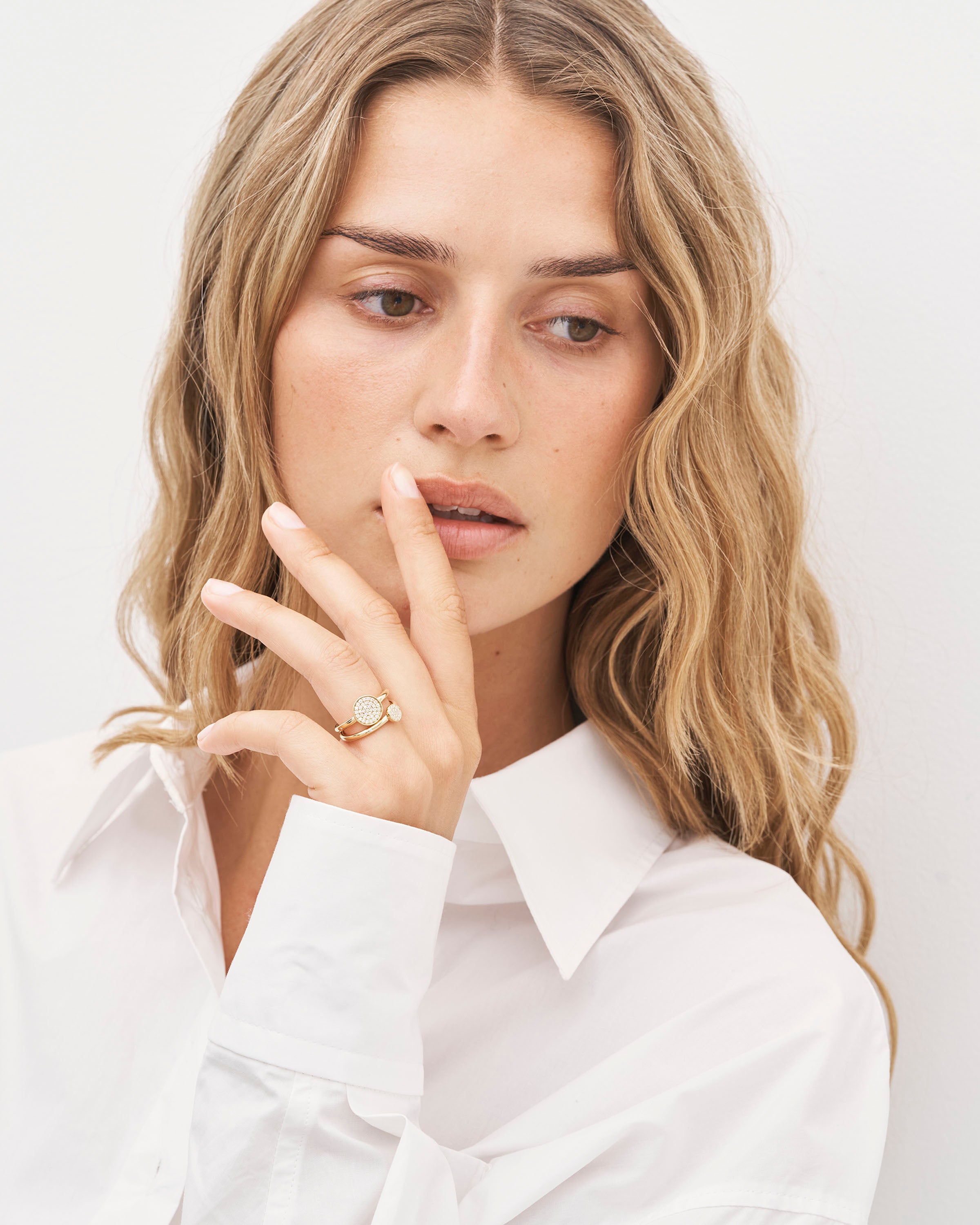 Rock Classic Round Diamond Ring II - 18kt Yellow Gold