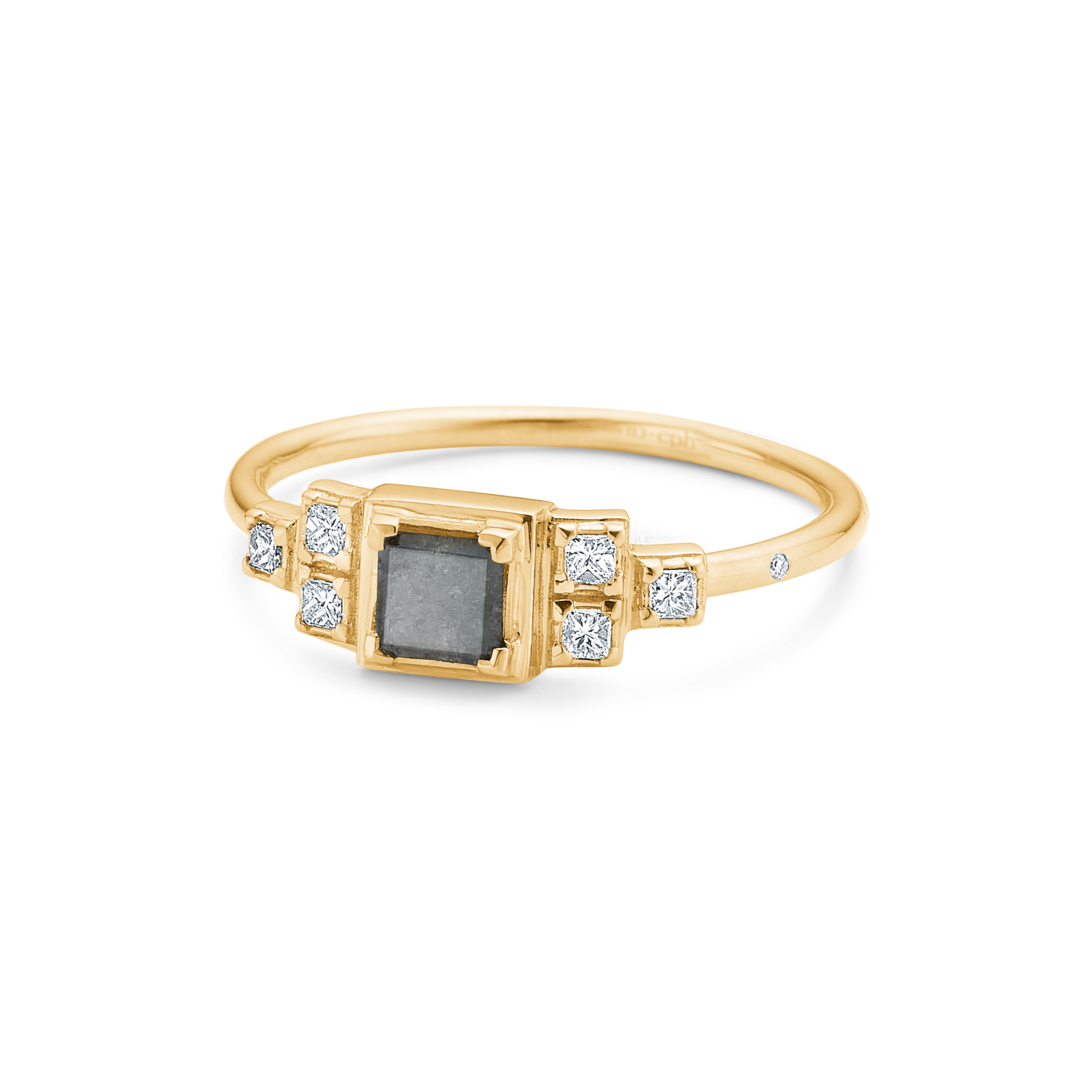Raw Classic Diamond Ring - 18kt Yellow Gold