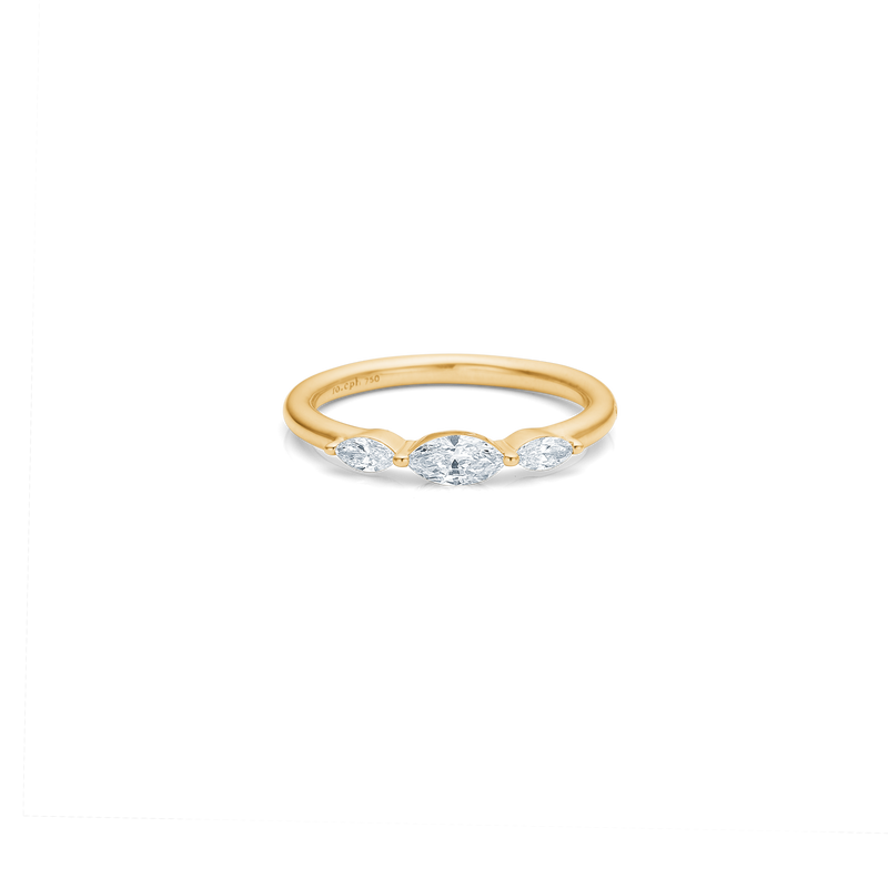 Her diamond ring - 18kt Yellow Gold