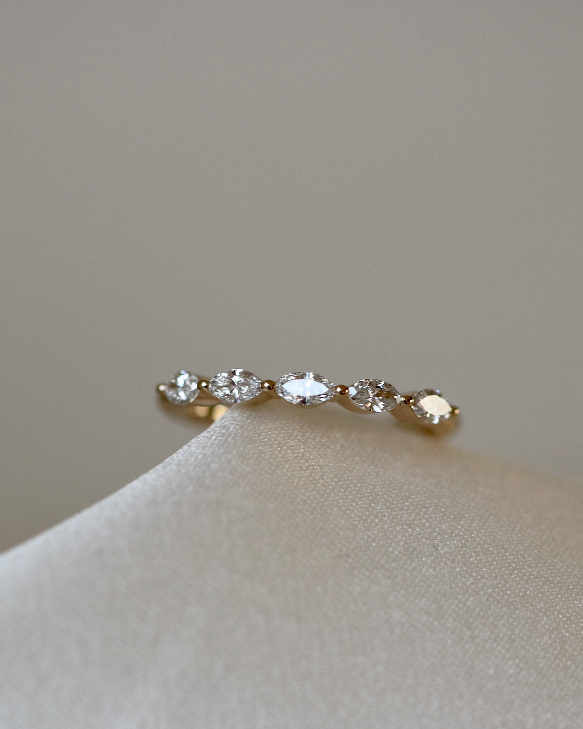 Meant to Be Her Love Ring - 18kt Yellow Gold