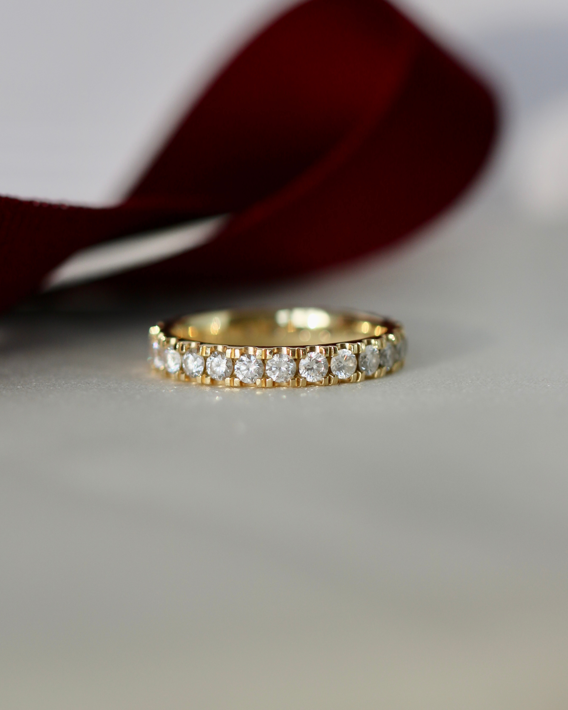 Meant to Be Her Classic Diamond Ring - 18kt Yellow Gold