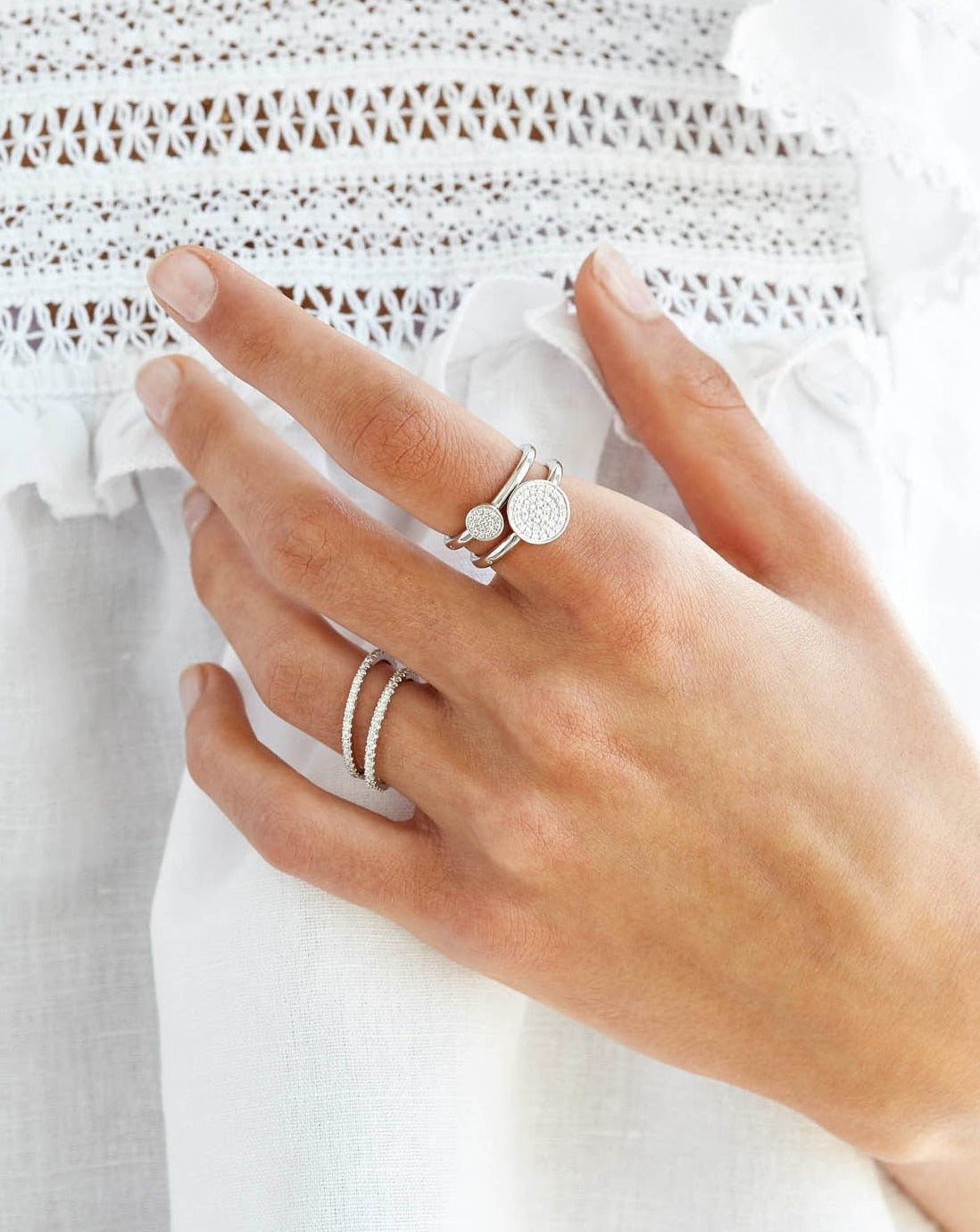 Rock Diamond Ring - 18kt White Gold