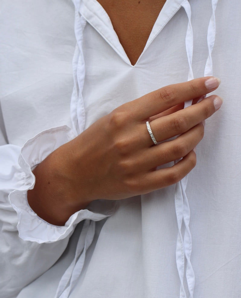 Rå Classic Diamond Ring Aligned - 18kt White Gold
