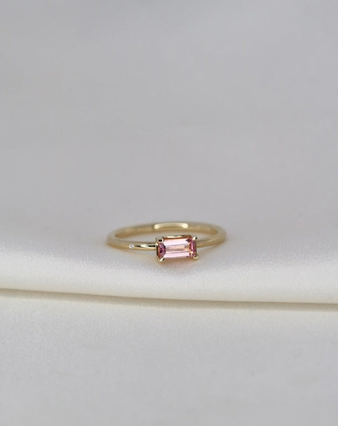 Nord Pink Ring S - 18kt Yellow Gold